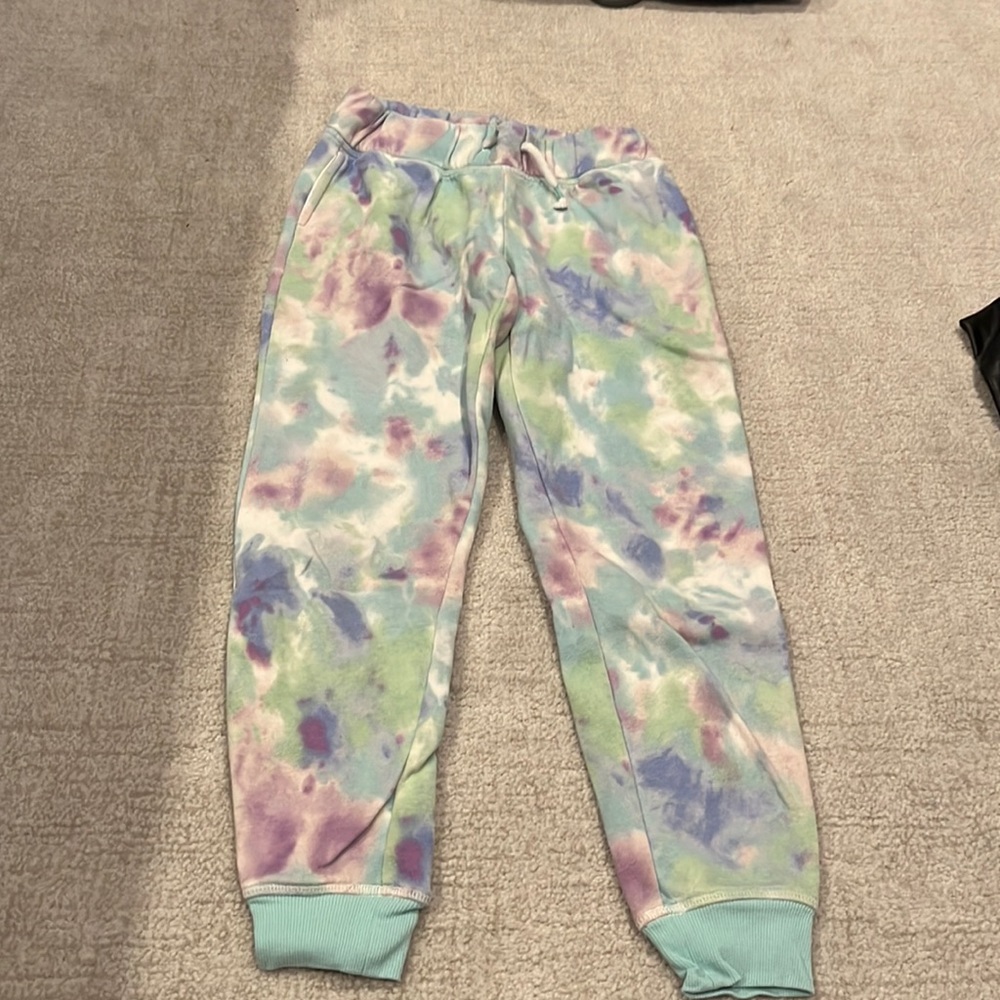 COLORFUL TYE DYE SWEATPANTS WITH POCKETS AND ADJUSTABLE WAIST!!